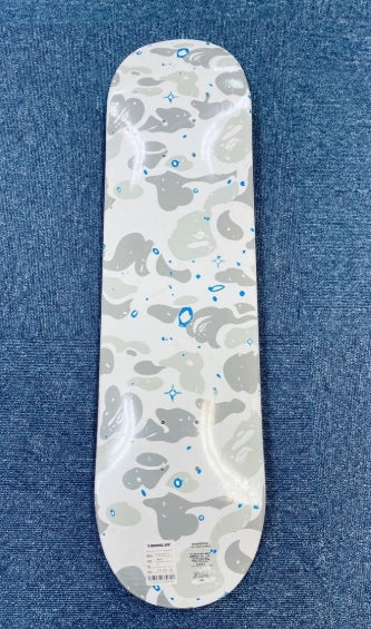 BAPE SPACE CAMO SKATEBOARD 1F30-182-015