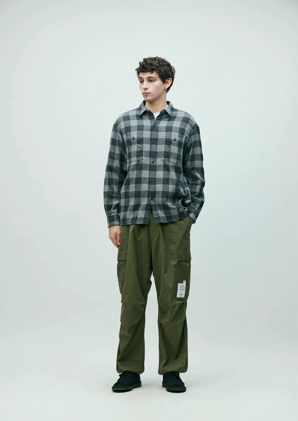NEIGHBORHOOD WIDE CARGO PANTS 261SPNH-PTM03