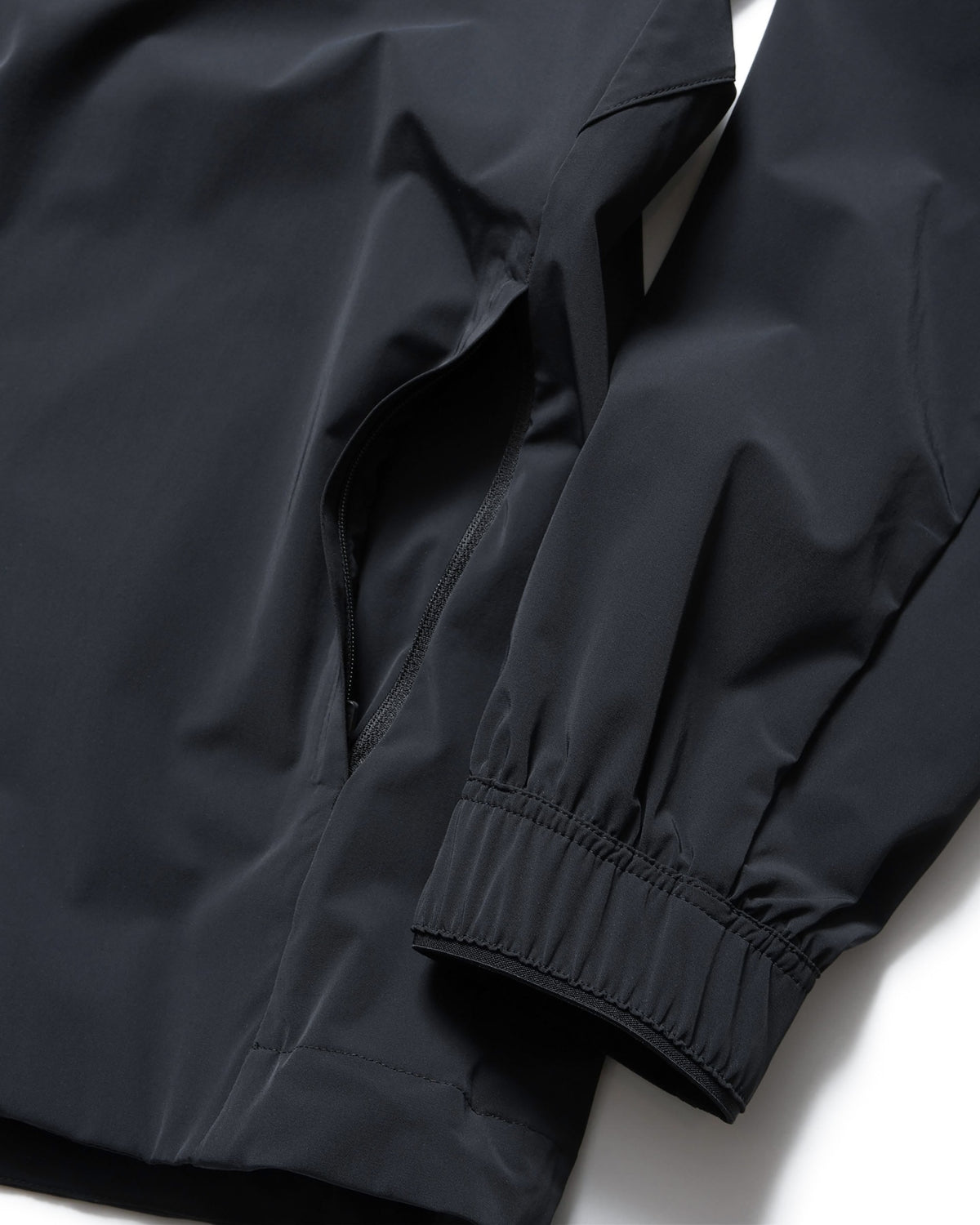 FCRB STRETCH VENTILATION HOODED JACKET MEN 26SS FCRB-260003